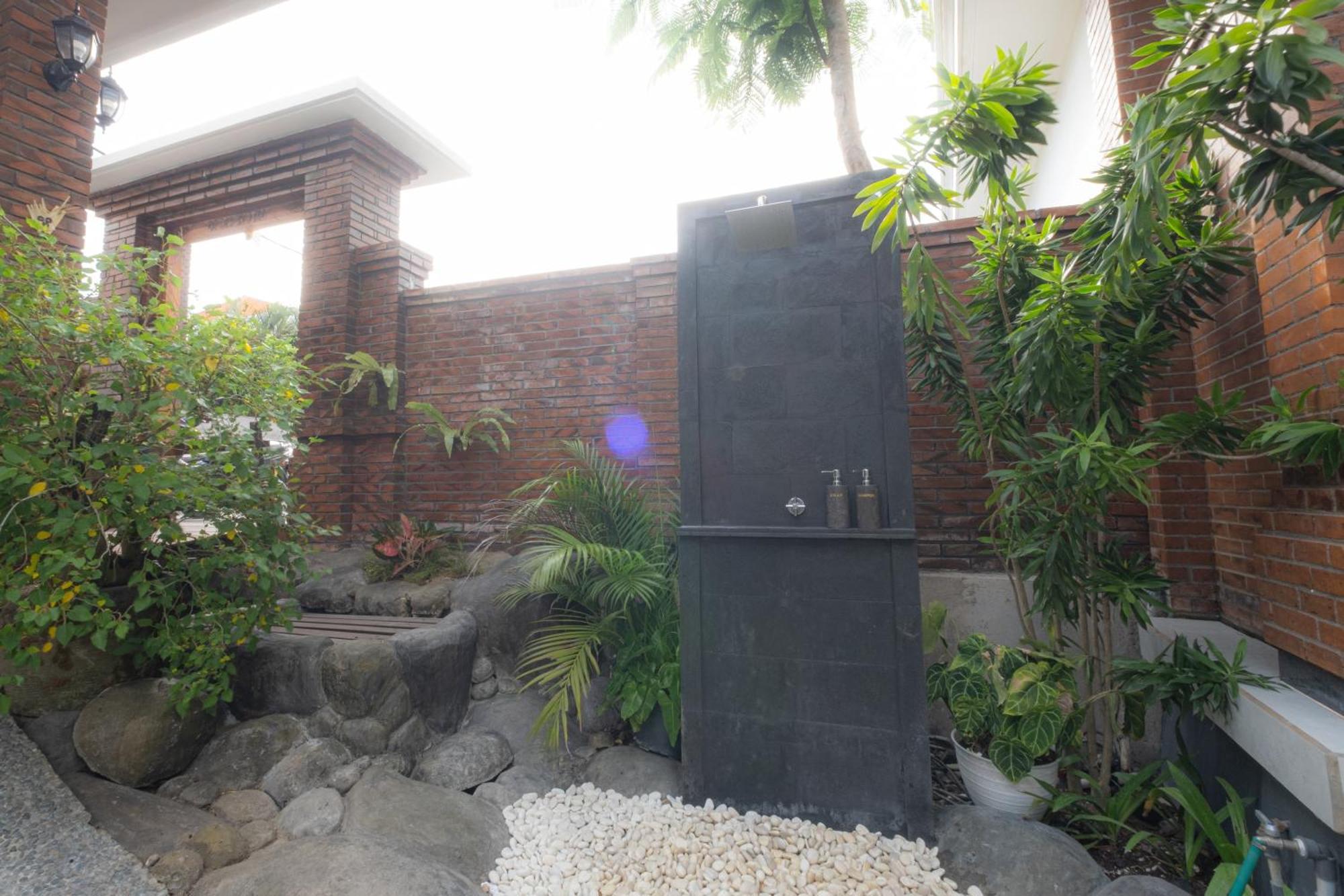 Bali Bata Canggu Guesthouse Экстерьер фото